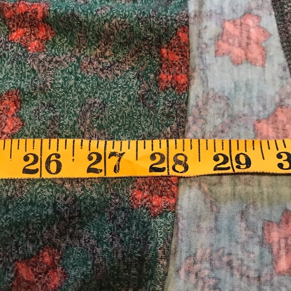LuLaRoe Top - Picture 11 of 11